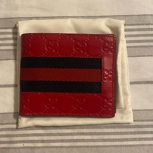 Gucci Men's Red Signatures Web Wallet